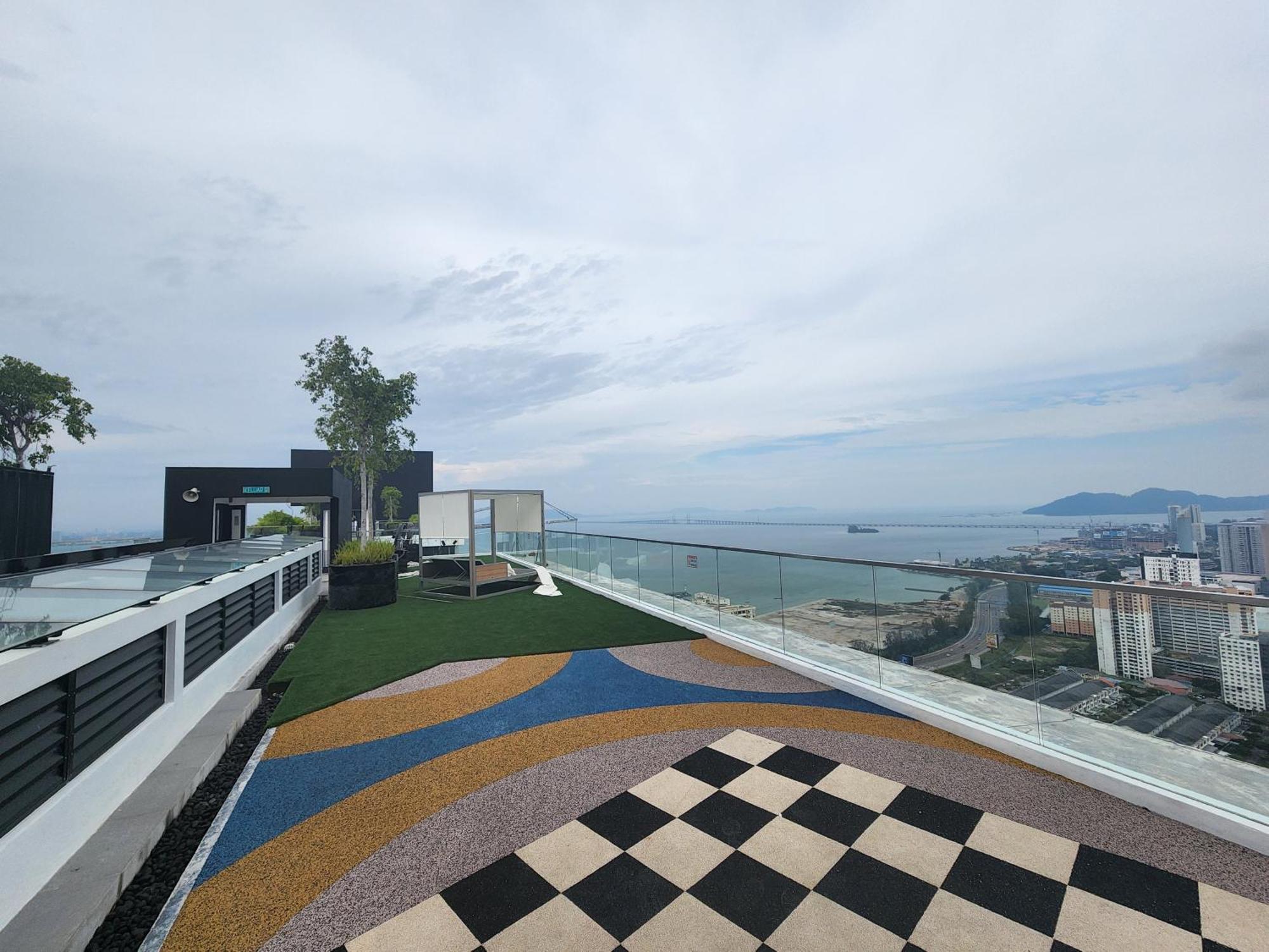 Urban Suites - Penang Jelutong Eksteriør billede