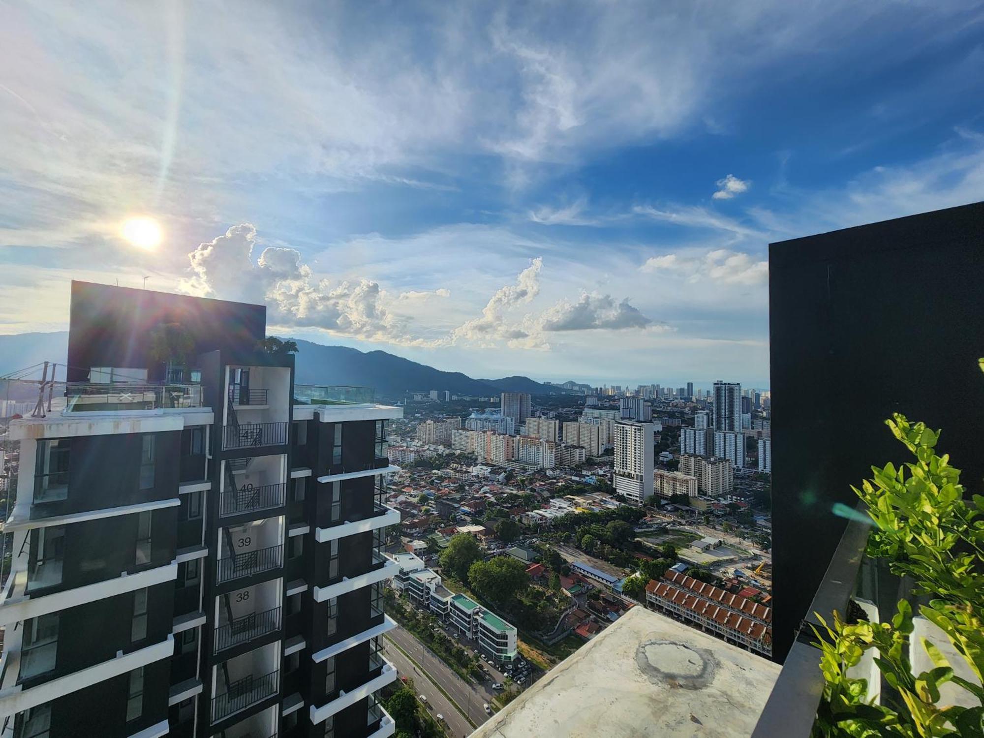 Urban Suites - Penang Jelutong Eksteriør billede