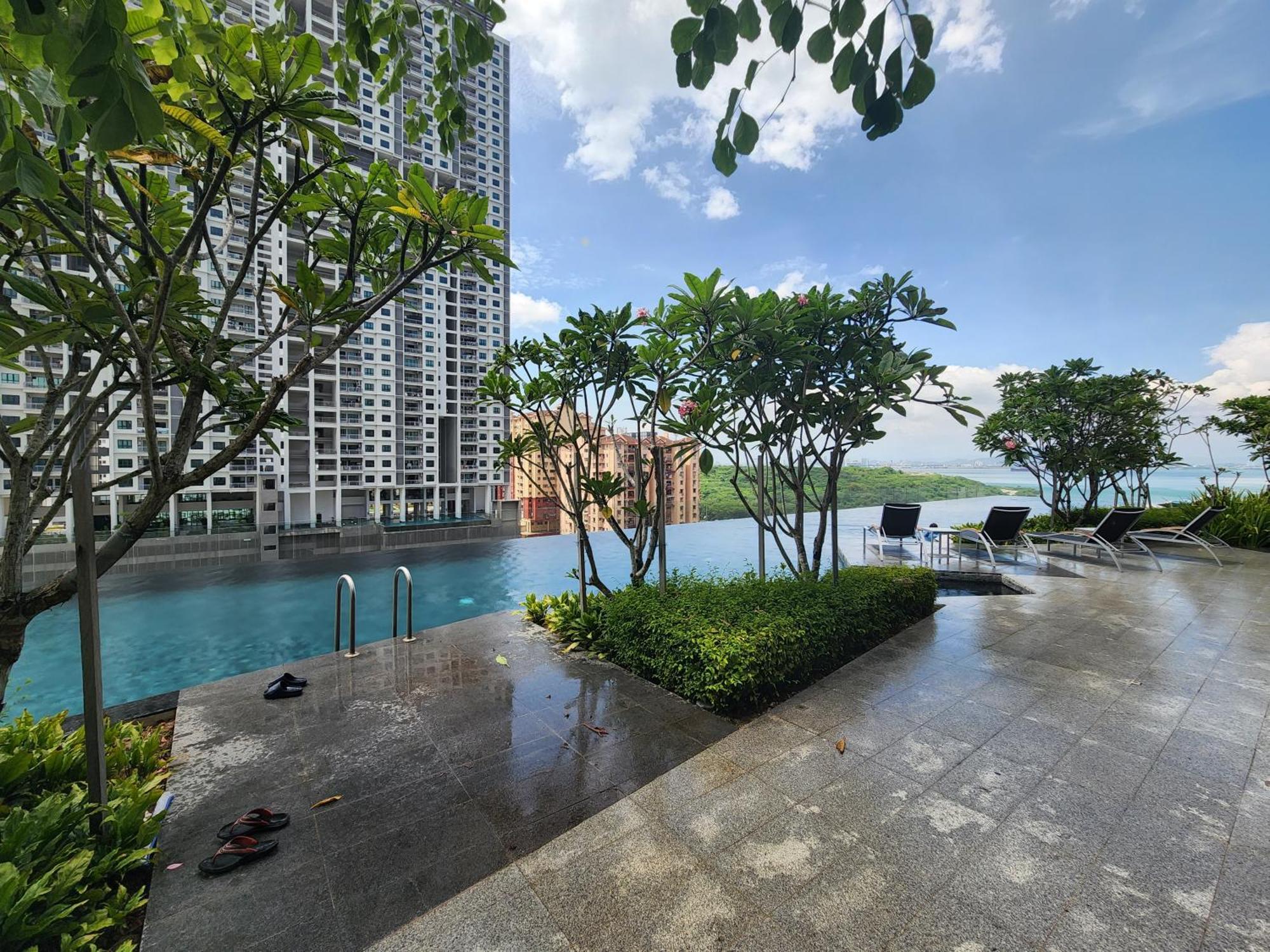 Urban Suites - Penang Jelutong Eksteriør billede
