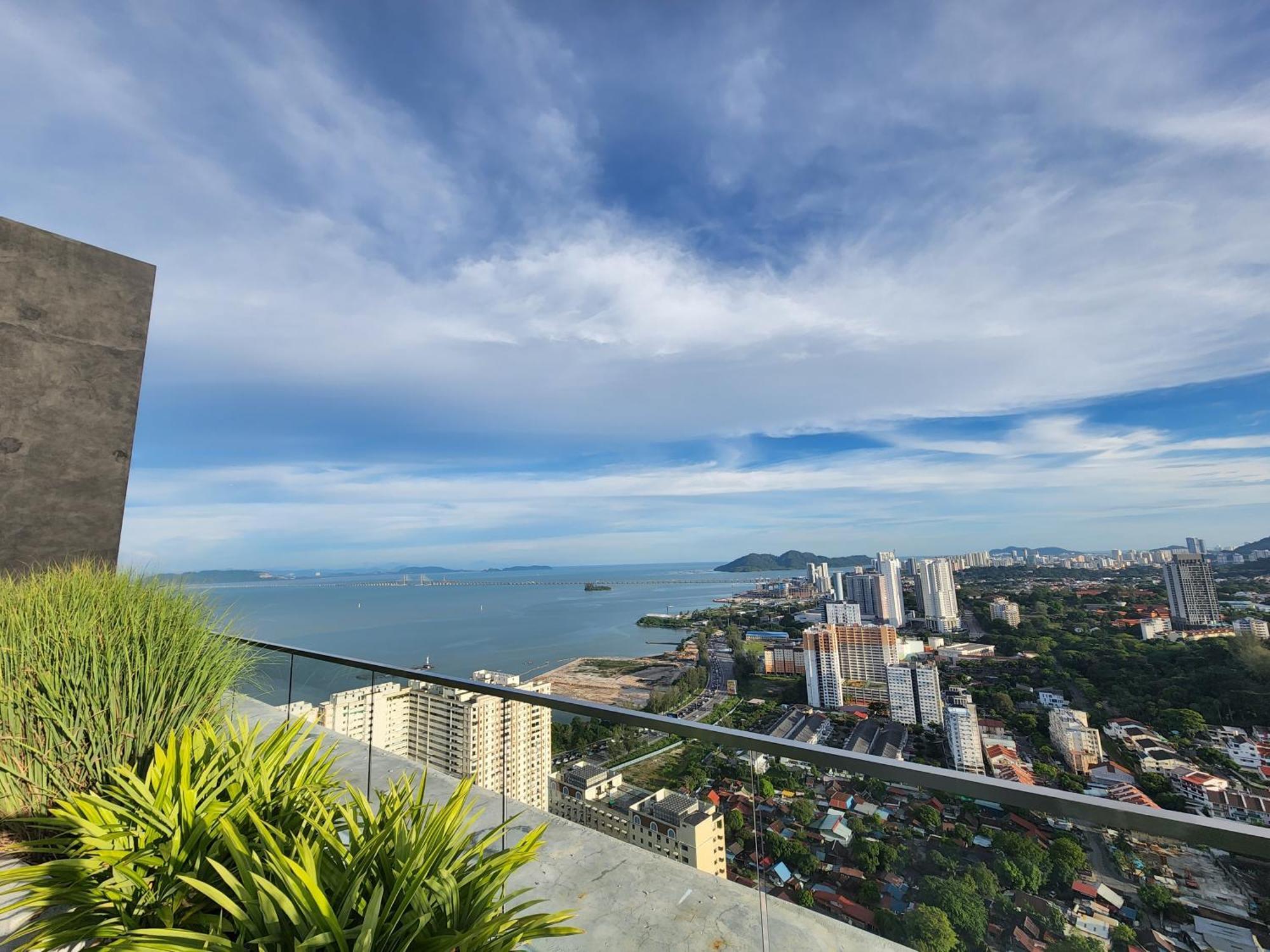 Urban Suites - Penang Jelutong Eksteriør billede